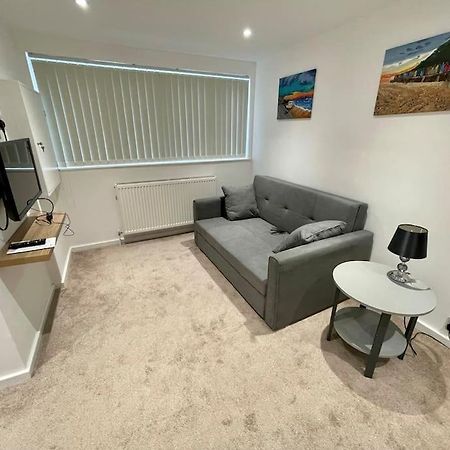 *Close To Beach* One Bedroom Suite With Parking Overstrand Extérieur photo